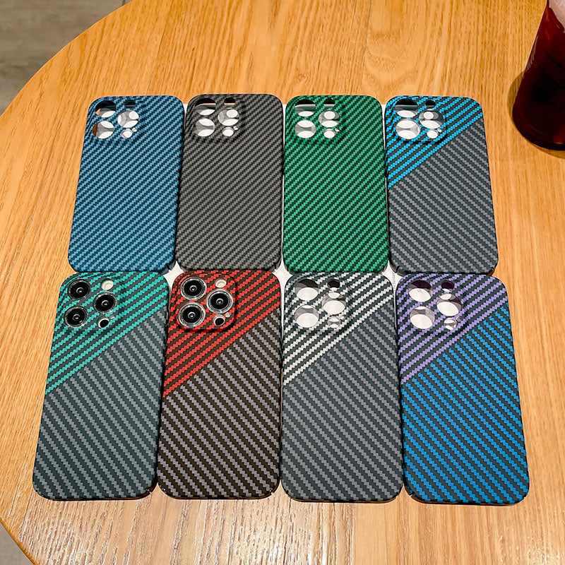 Luxus Ultra-Dünne Karbonfaser-Matte Hülle für Apple iPhone 17/17 Air, 16/16e, 15, 14, 13 Pro Max Plus | Stoßfeste Hart-PC Abdeckung mit Kratzfestem & Fingerabdruckfreiem Schutz