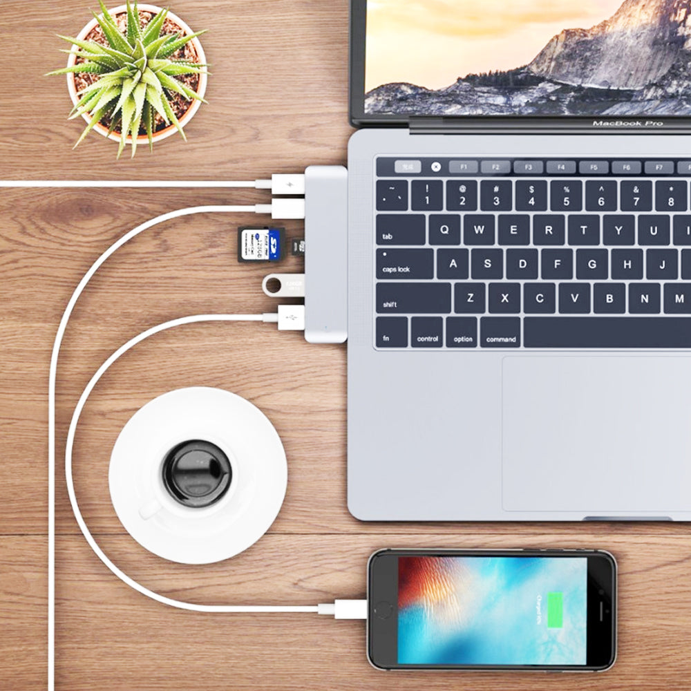 Premium USB-C Hub mit HDMI 4K Adapter & Thunderbolt 3: USB 3.1 Typ-C zu 3.0 Hub - Erweiterte Konnektivität für Macbook Air/Pro/M3/M2/M1: 16,14,13-inch | 2024/2023/2022/2020 Series Chips