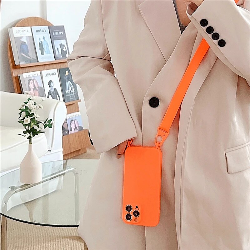 Hochwertige Crossbody-Halskettenriemen Lanyard Weiche Silikon iPhone Hülle | MagSafe Case, Kameralinsenschutzabdeckung für Apple iPhone 17/17 Air, 16/16e, 15, 14, 13 Pro Max Plus Cover – Umhängeband, Schulterriemen, Kartenhalter | Premium Schutzhülle