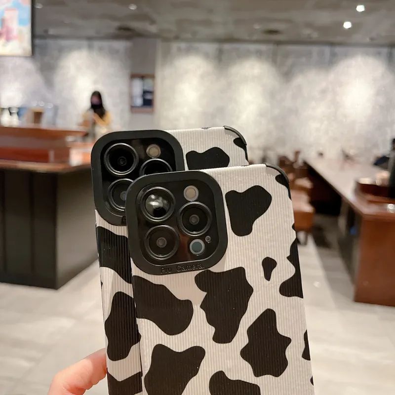 Luxus Ultra-Dünne Schwarz-Weiße Zebrastreifen iPhone-Hülle | MagSafe Case mit Kameraschutzabdeckung für Apple iPhone 17/17 Air, 16/16e, 15, 14, 13 Pro Max Plus Cover | Panzertasche, stoßfeste Handyhülle | Silikon-Softcover-Schutzhülle