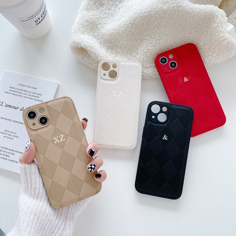 Personalisierte Luxus Leder iPhone Hülle für Apple iPhone 16/16e, 15, 14, 13, 12 Pro Max, Pro, Plus & Mini | Name, Initialen, Symbolen & Zahlen | Individuelles Case mit Gravur | MagSafe kompatibles Cover mit Kameraschutz & Echtleder